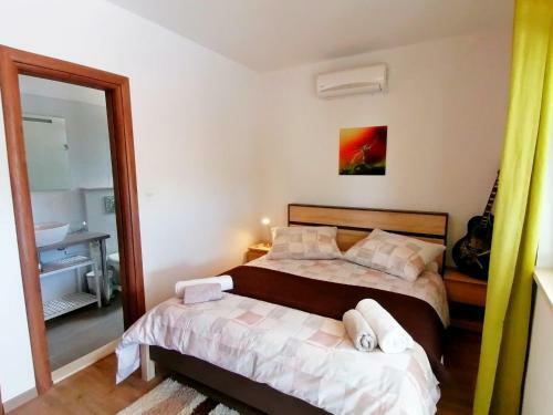 Holiday Home With Pool Arija