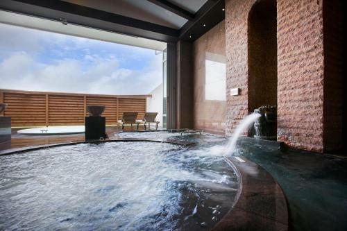 Hotel Okinawa Marriott Resort & Spa