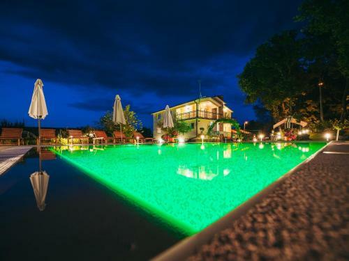 Charming Holiday Home In Grubine With Pool