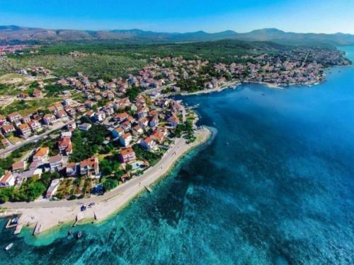 Apartments Gaj Brodarica