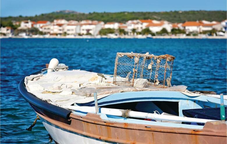 Six-bedroom Holiday Home In Kalebova Luka