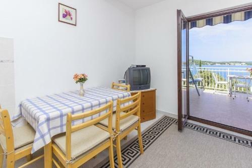 Apartments Milans-25m From Beach