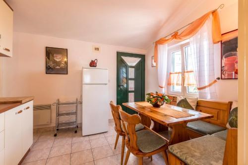 Apartments Jadric