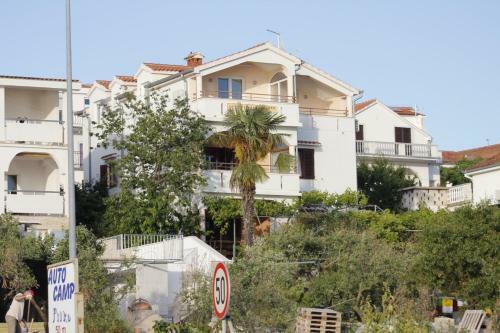 Apartments Ante - 30 M From Sea