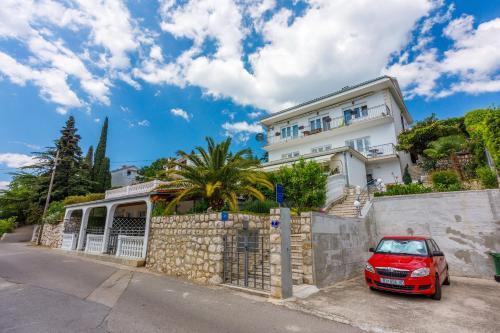 Apartments Lory