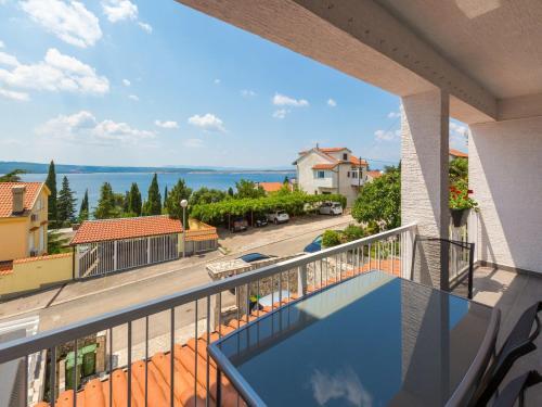 Apartments Azzaro
