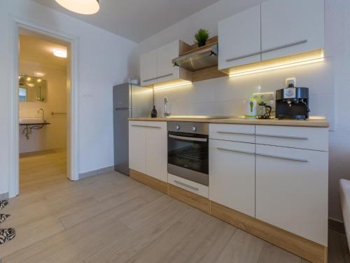 Apartments Azzaro