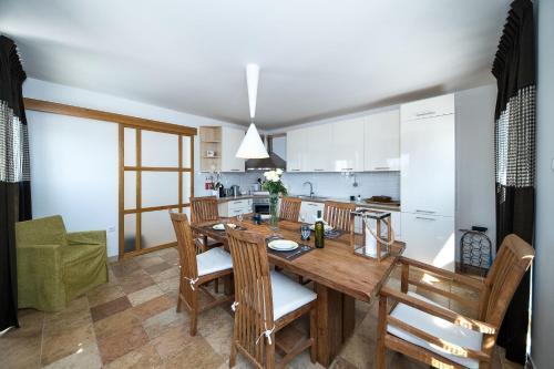 Villa Jely