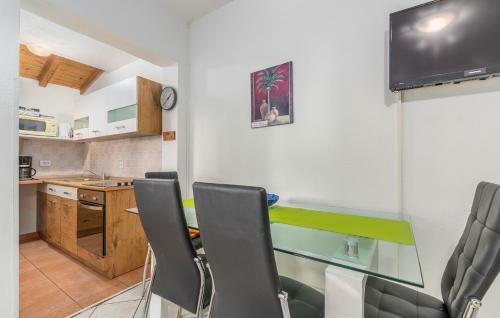 Hostal Apartment Complex Lucija