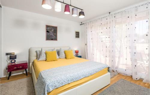 Stunning Home In Rab W/ 1 Bedrooms