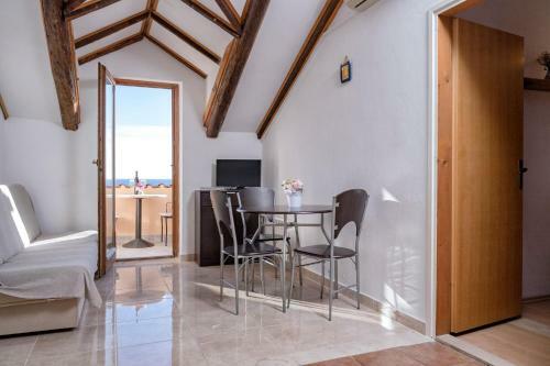 Spila Beach Apartments