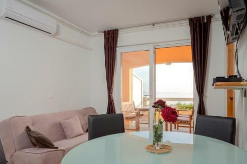 Spila Beach Apartments