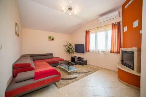 Apartments Ivo Kastel Luksic