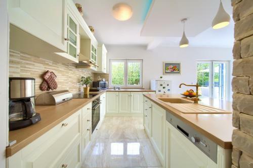 Villa Holiday House Brajde