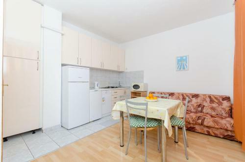Apartments Ana