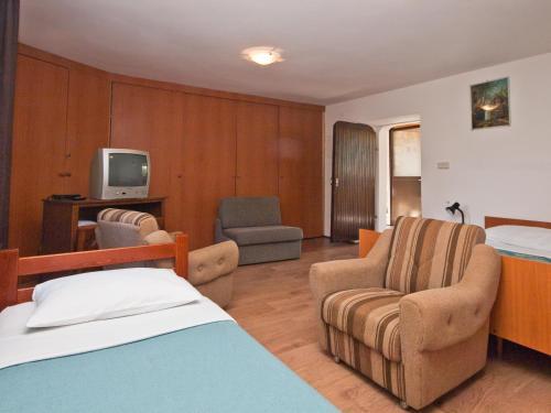 Apartamento Holiday Home 193467