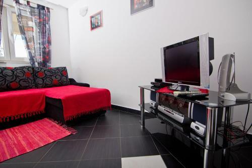 Apartments May - Sea View