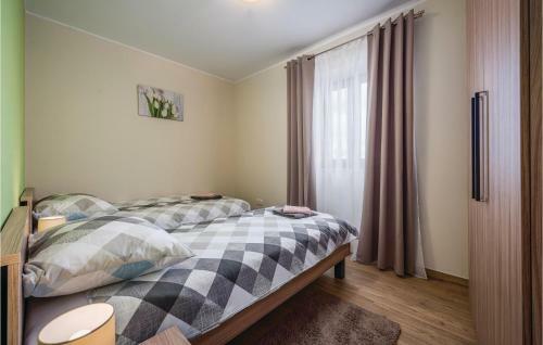Three-bedroom Holiday Home In Zabrezani