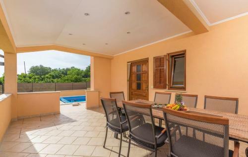 Villa Dido Nini