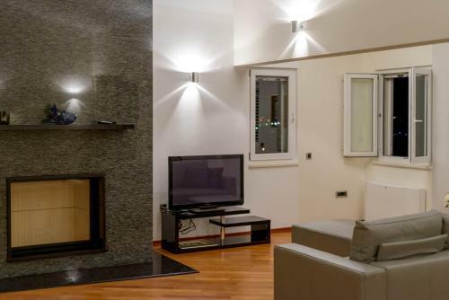 Villa Primortic - 7 Bedroom Villa - Great Pool Area - Perfect For Larger Groups