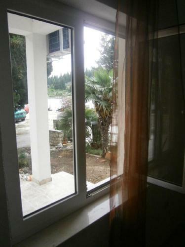 Apartments Niki - 20m From The Sea
