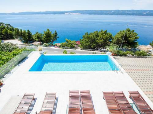Comfortable Apartment In Celina With Swimming Pool