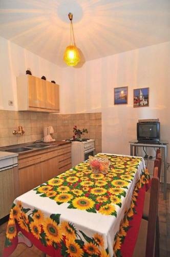 Apartments Jerimih - 120 M From Sea