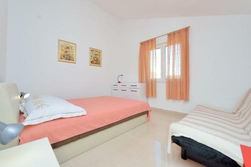 Apartments Ljuba - 200m From Beach
