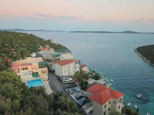 Apartments Sretan