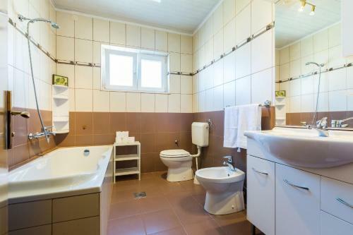 Oleander Apartment