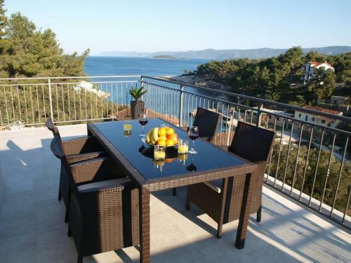Apartments Sunny Hvar - With Pool