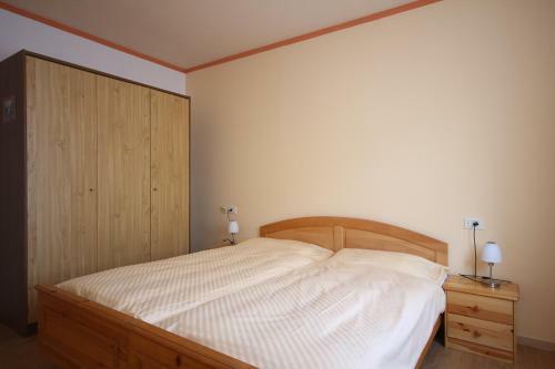 Apartamento Holiday Home 193470