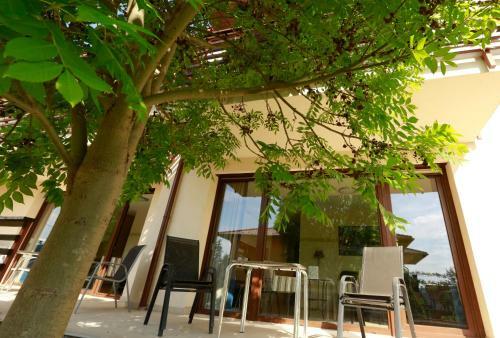 F�rjes Villa Apartmanh�z