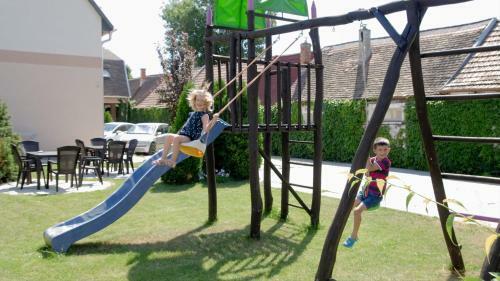Bed & Breakfast Varga-h�z Panzi�