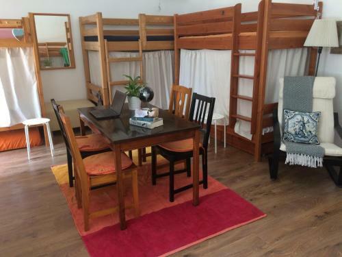 Central Market Hall Zen Hostel