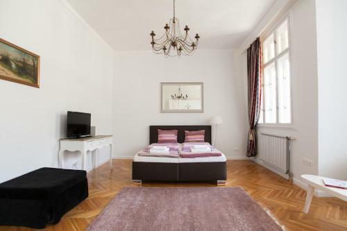 Chic & Charm Apartment