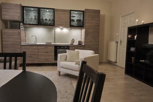 Apartamento K�rolyi Garden | Hostaid