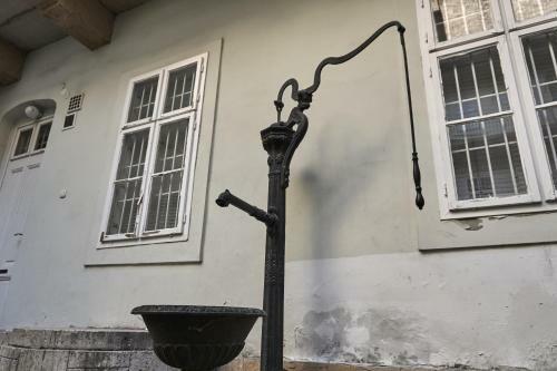 Apartamento K�rolyi Garden | Hostaid