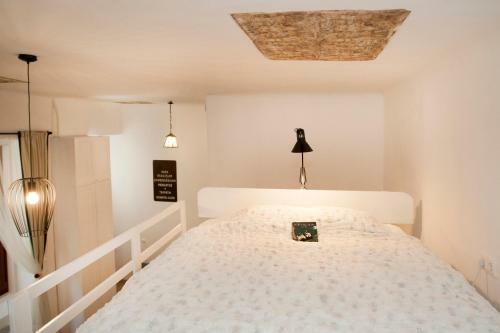 Apartamento Budapest Central, The Book Room