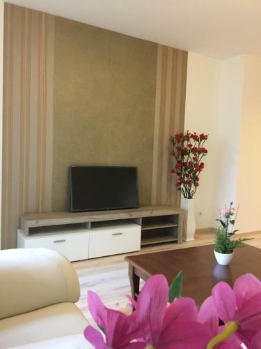 Corvin Rose Apartment Hotel