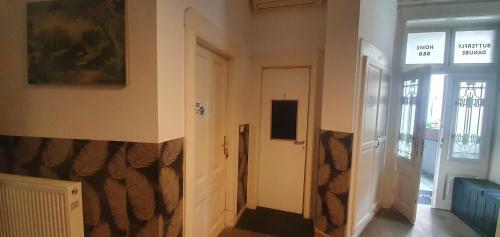 Bed & Breakfast Butterfly Home Danube