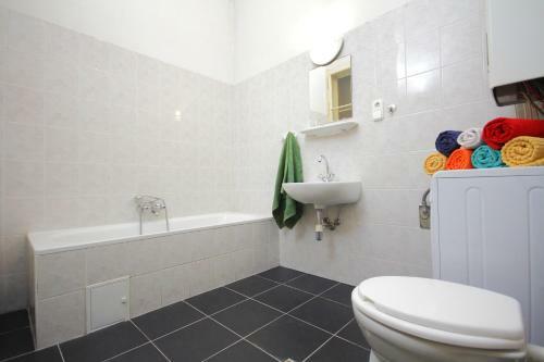 Blue Rose Apartment