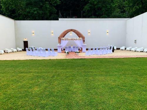 Boutique Hotel & Event Center