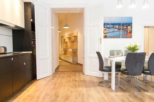 Apartamento Luxury 2br Apt By The Synagogue