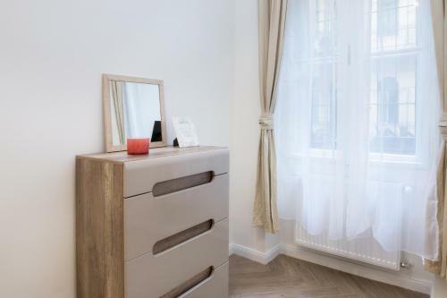 Jenny Luxury Two Bedrooms Apartment.