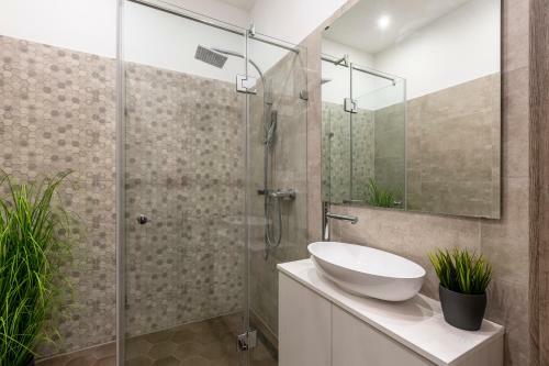 Apartamento Deluxe Downtown Home 2 Bedrm, 2 Bathrm