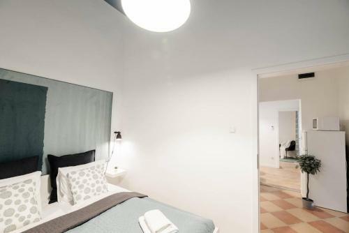 Central & Quiet Apartment With A/c