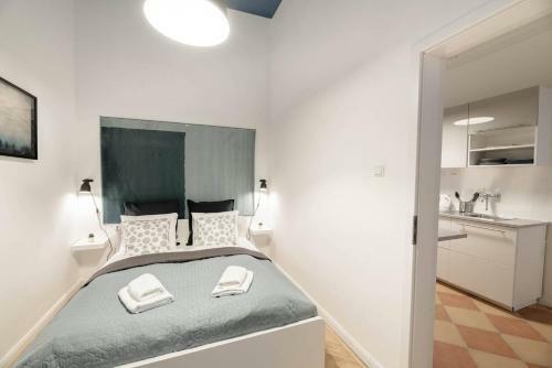 Central & Quiet Apartment With A/c