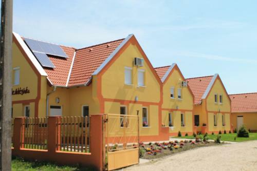 Agroturismo Ponty-lak Panzi�