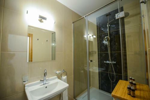 Bed & Breakfast Fiasty�k Udvarh�z